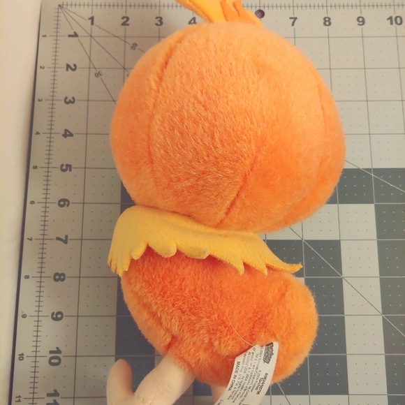 Torchic -Pokemon plush small (6-14) stuffed toy - Picture 2 of 2